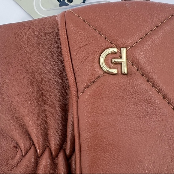 COLE HAAN QUILTED LADIES LEATHER GLOVES, MEDIUM SIZE, BRITISH TAN COLOR - Picture 8 of 11